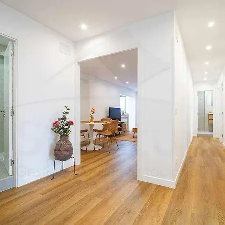 4 Colores Apartamento Apartment *